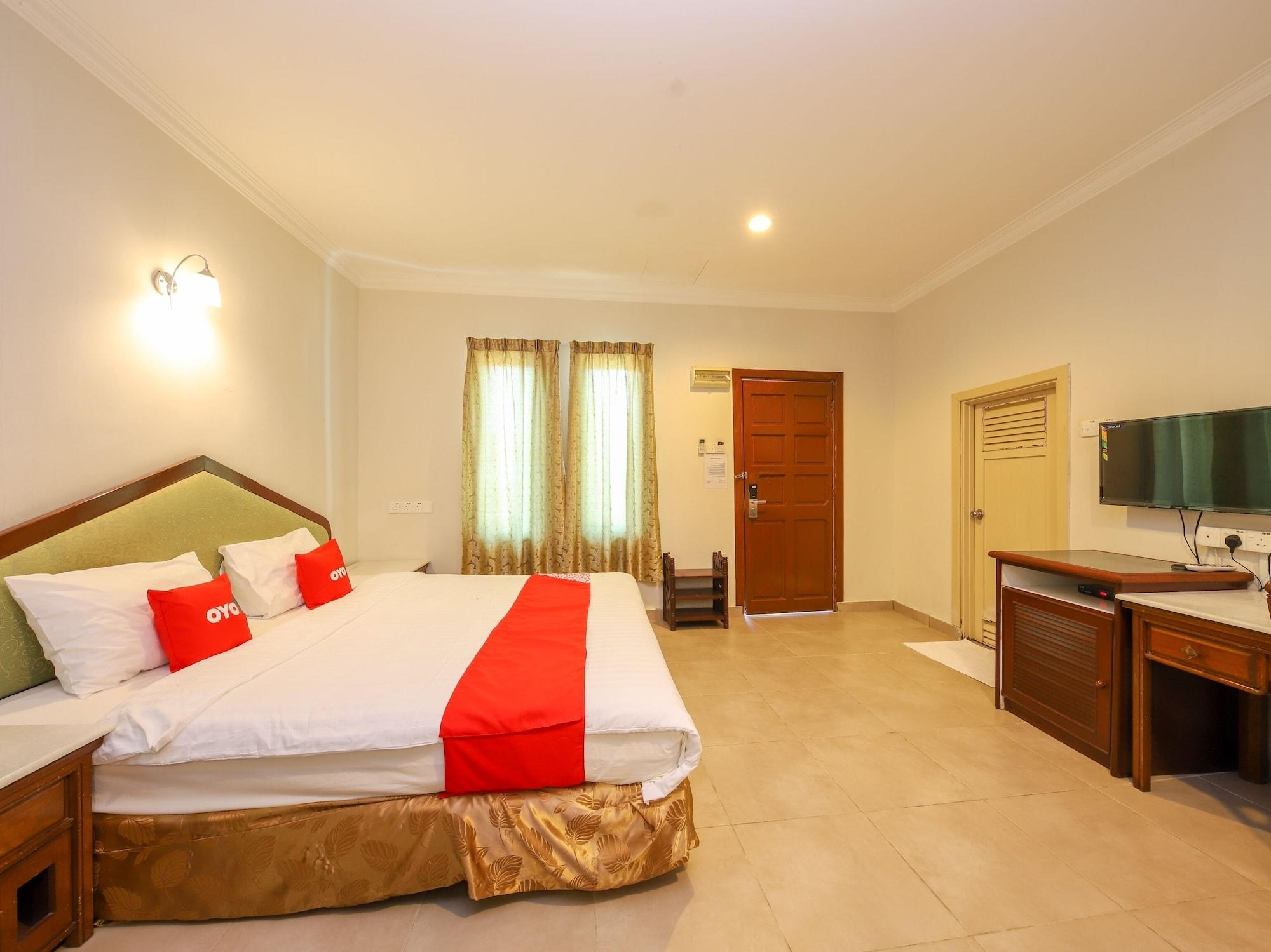 Oyo 89679 Dream Garden Resort Ayer Hangat Extérieur photo