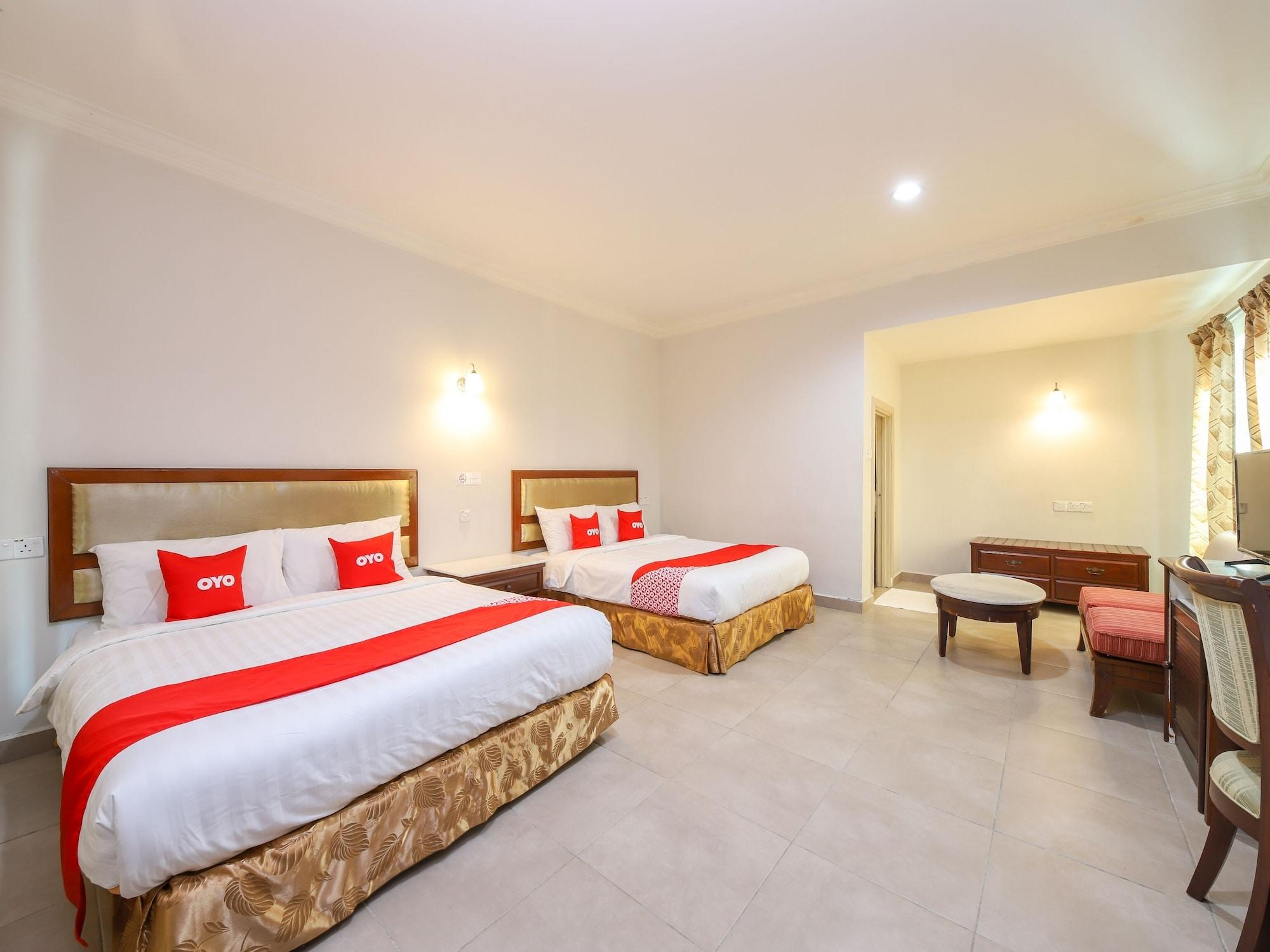 Oyo 89679 Dream Garden Resort Ayer Hangat Extérieur photo