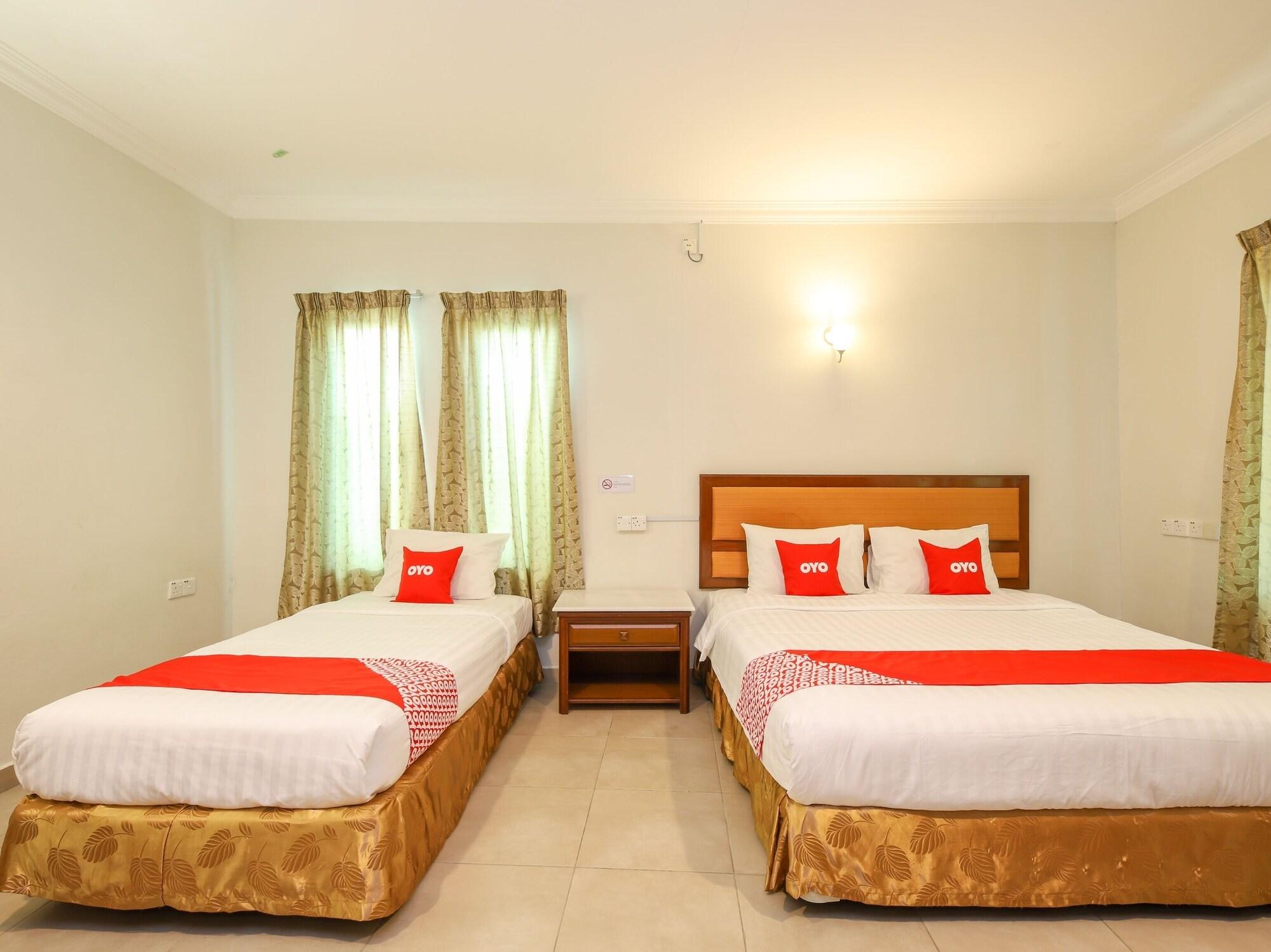 Oyo 89679 Dream Garden Resort Ayer Hangat Extérieur photo