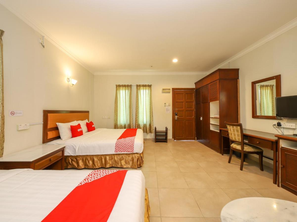 Oyo 89679 Dream Garden Resort Ayer Hangat Extérieur photo